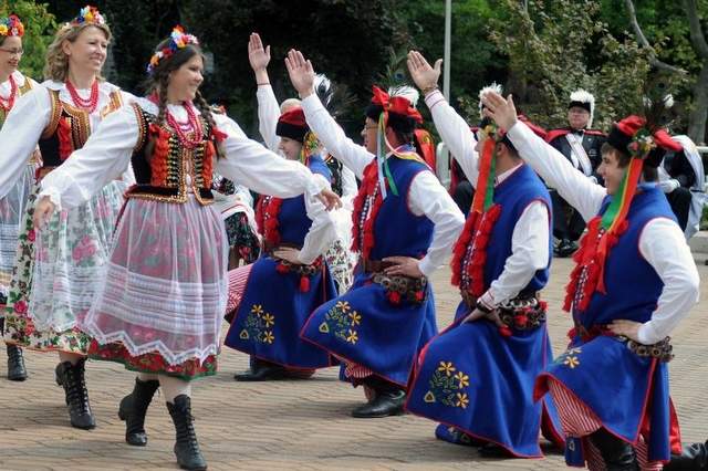 Pkm Polish Folk Dancers Associated Polish Home Dom Polski